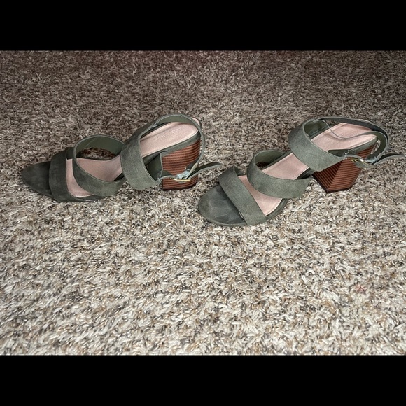 COPY - Green stewpot wedges - Picture 2 of 4